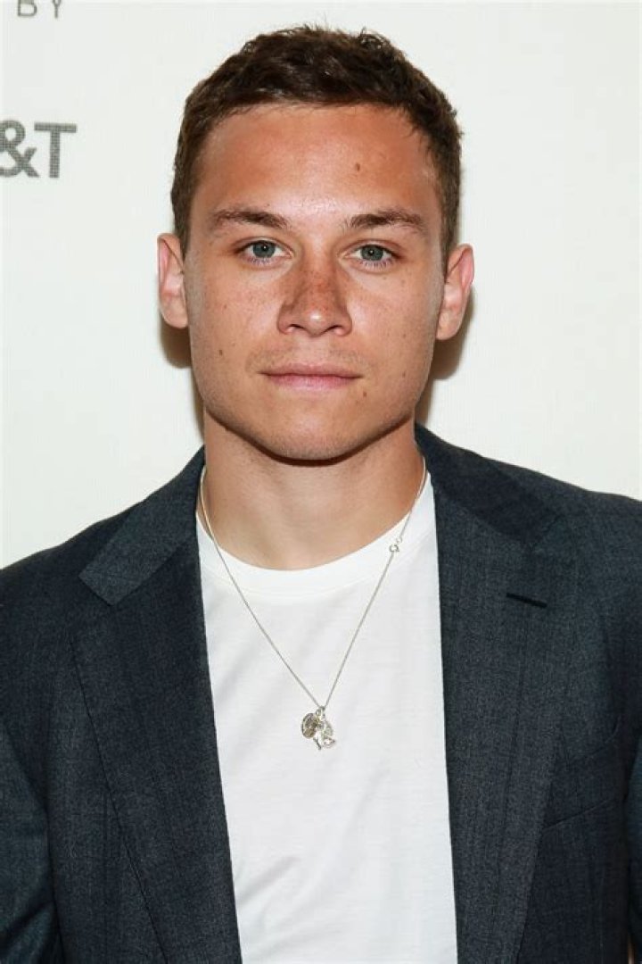 Finn Cole