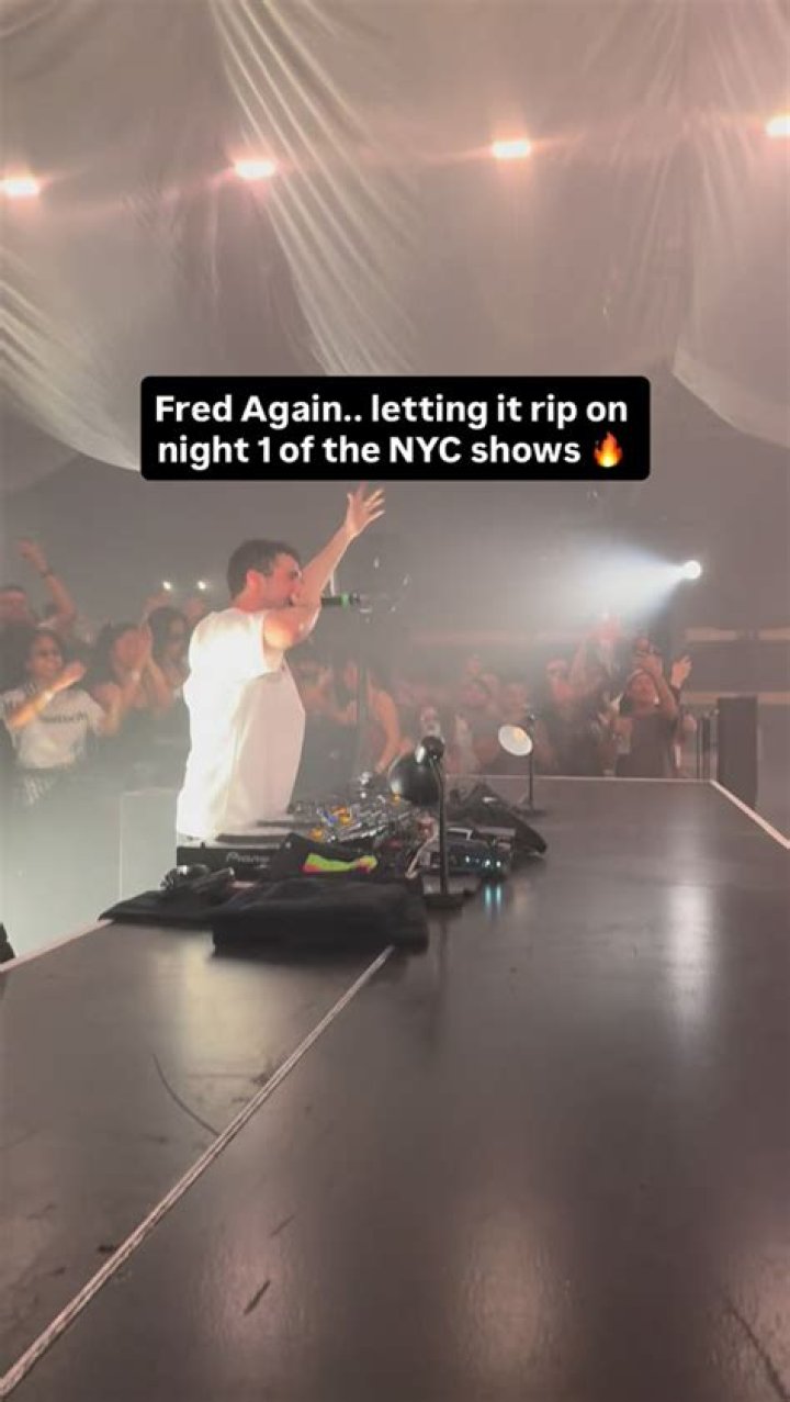 Get to know Fred Again, the sampleheavy producer turning nights out
