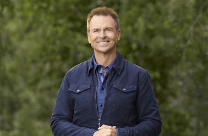 Phil Keoghan Interview “Amazing Race” Host Retraces Brutal Bicycle